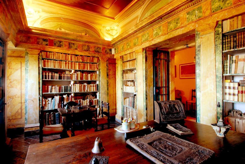 Отель Residenza D'Epoca Eremo Delle Grazie Monteluco Экстерьер фото